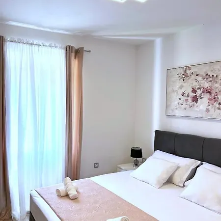 Perla Apartman *